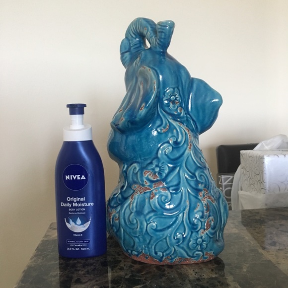 Blue Ceramic Elephant Figurine - Picture 4 of 4